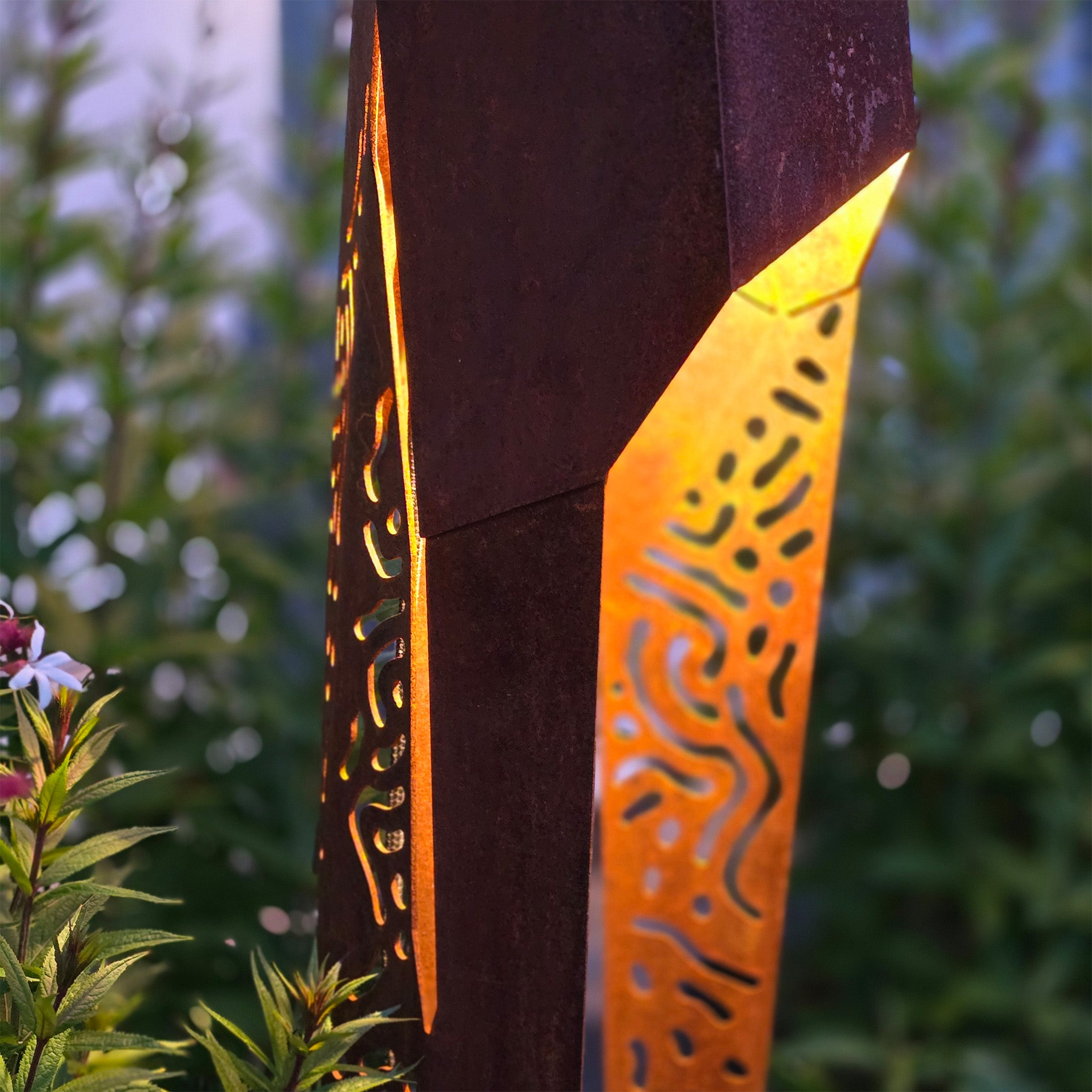 Lapid Column Tall – pollare i cortenstål