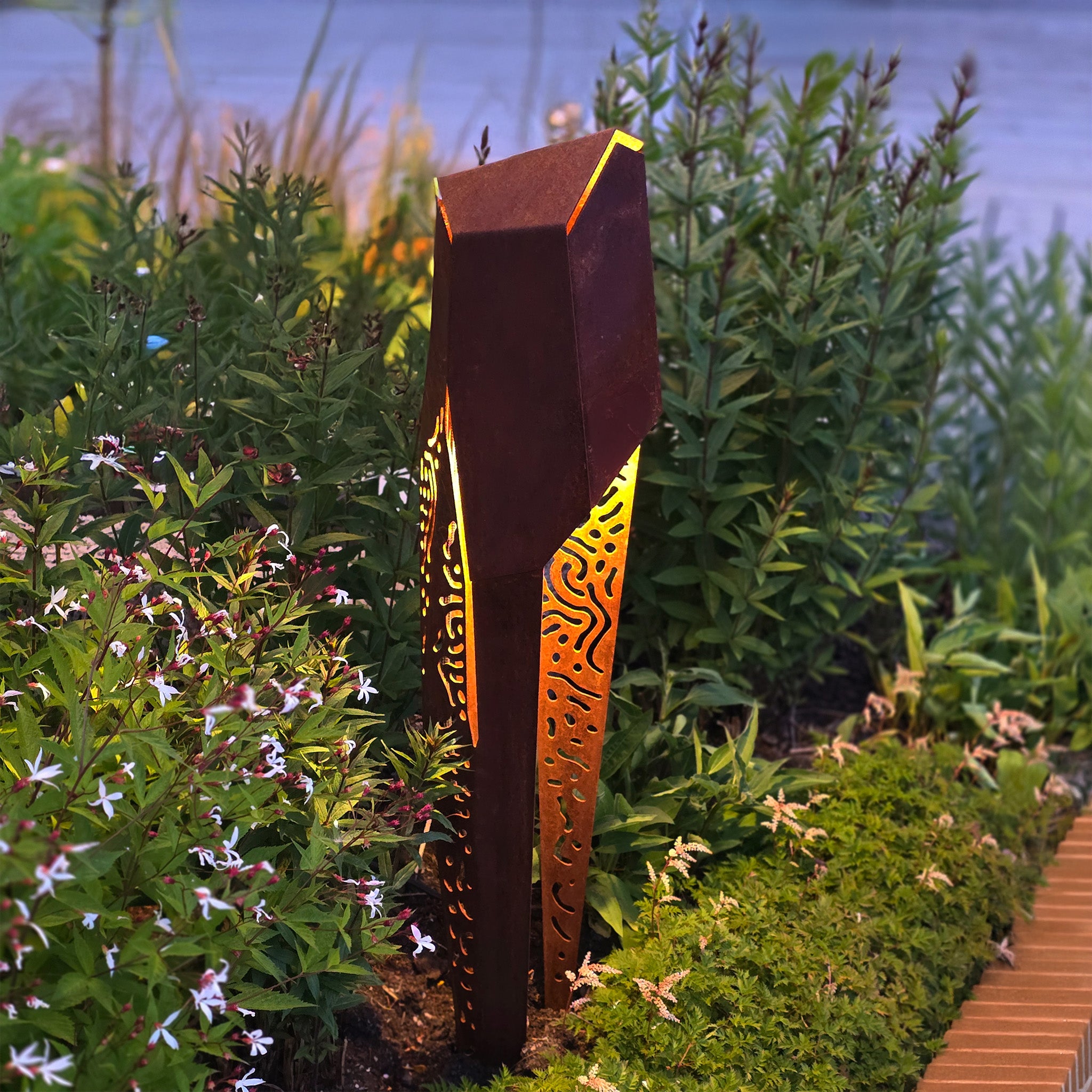 Lapid Column Tall – pollare i cortenstål