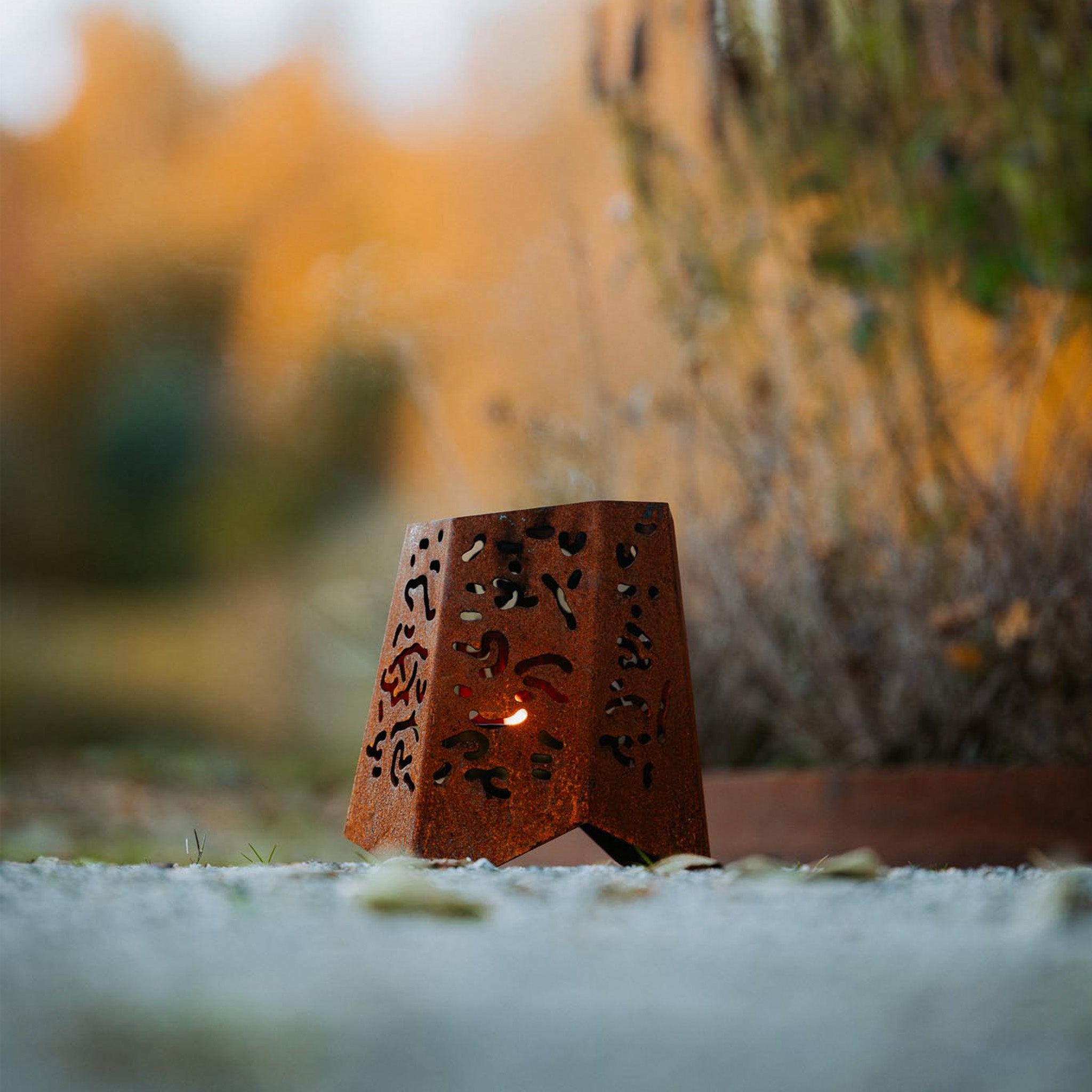 FIRE - Marschallhållare i cortenstål för utomhusbruk