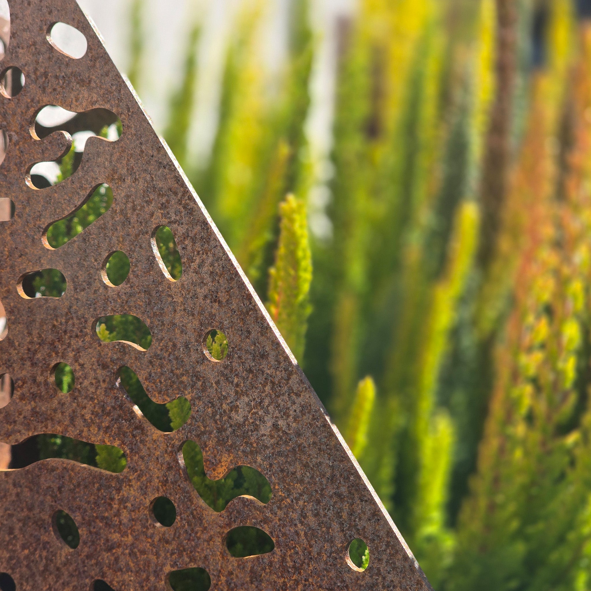 VESSL 2 - Hög kruka med skärm i Cortenstål